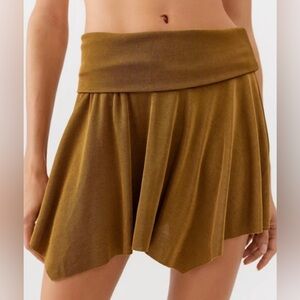 NWT - Urban Outfitters - Suki Foldover Mini Skirt (Size M)